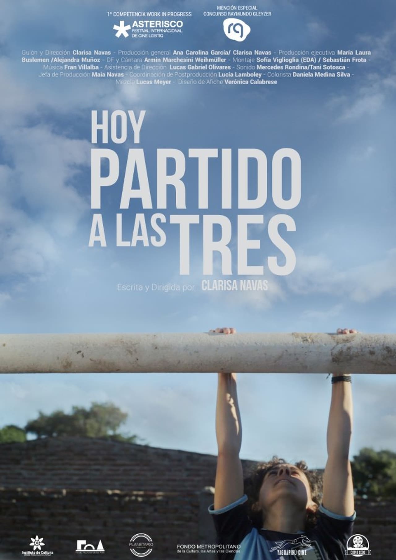 Película Hoy partido a las tres