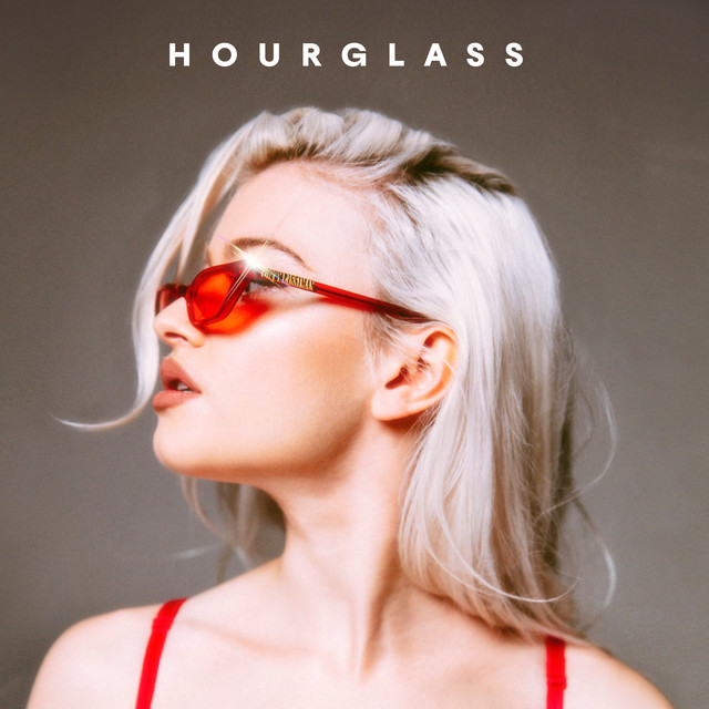 Canción Hourglass