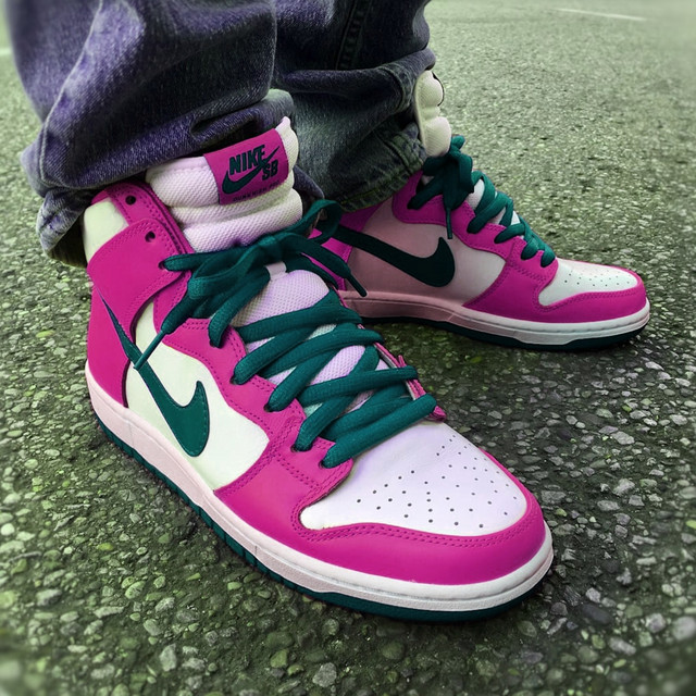 Music Nike Dunk