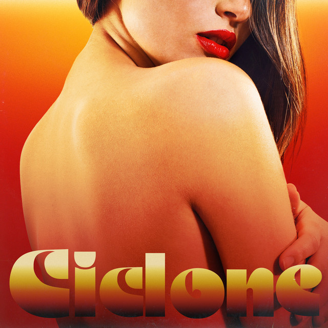 Canciones Ciclone (feat. Elodie, Mariah, Gipsy Kings, Nicolás Reyes, Tonino Baliardo)