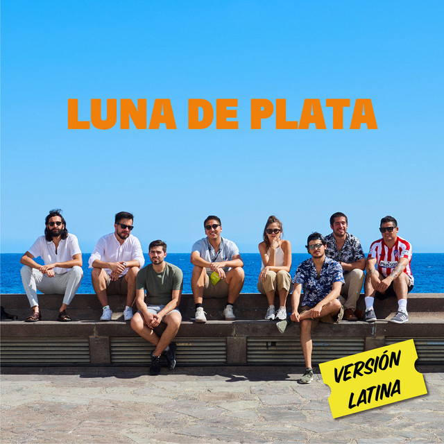 Music Luna de Plata - Versión Latina