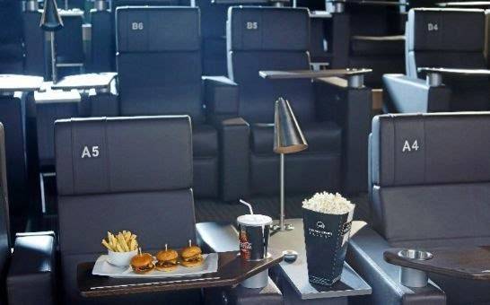 Lugar Yelmo Cines Luxury