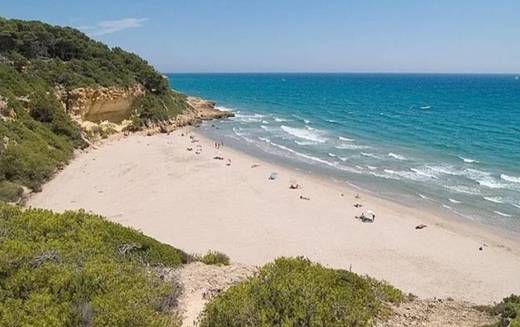 Playa paradisíaca Tarragona 🏖