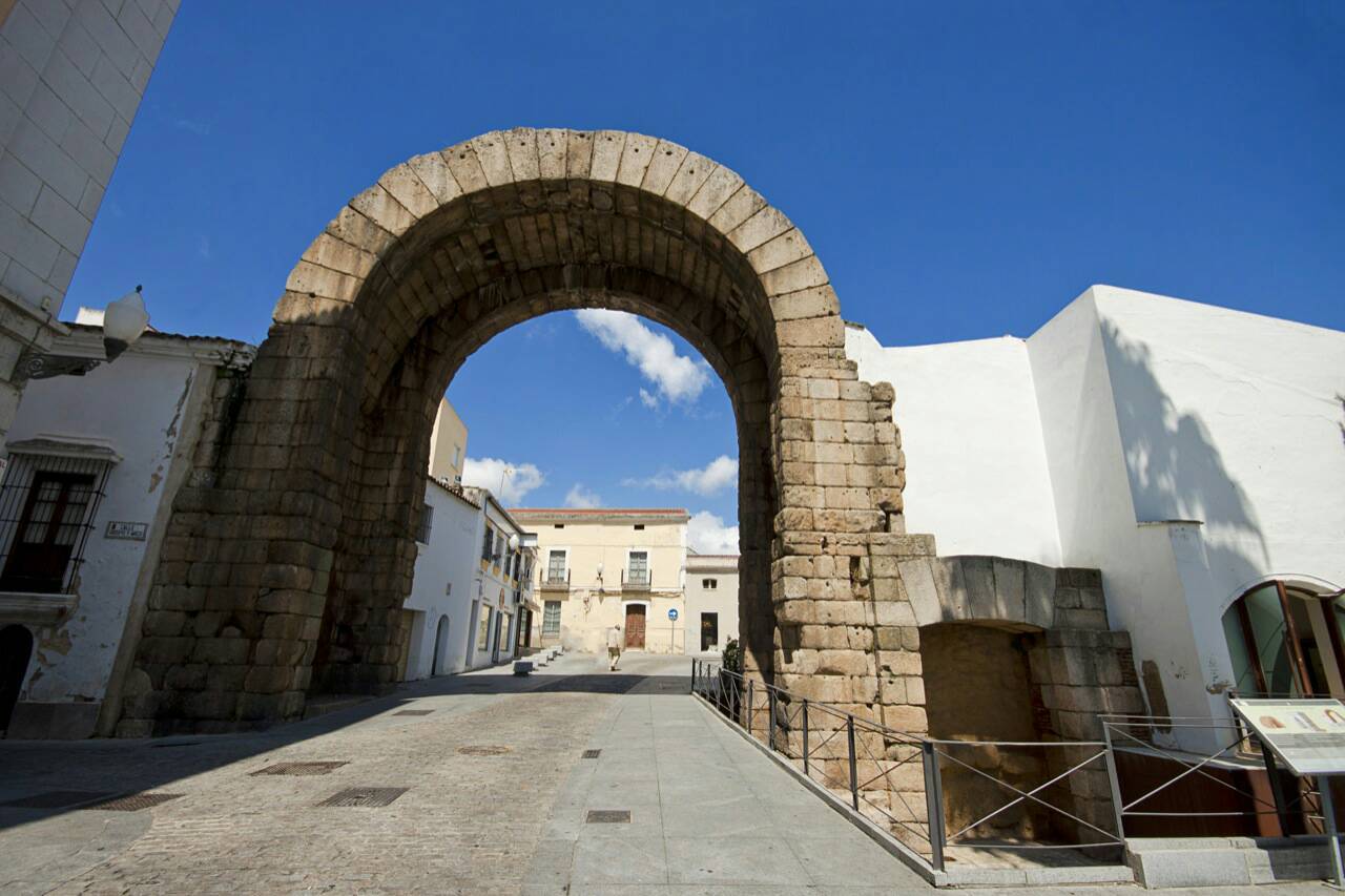 Lugar Arco de Trajano