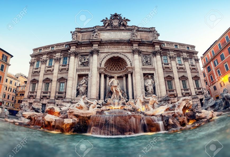 Place Fontana di Trevi