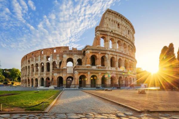 Lugar Coliseo de Roma