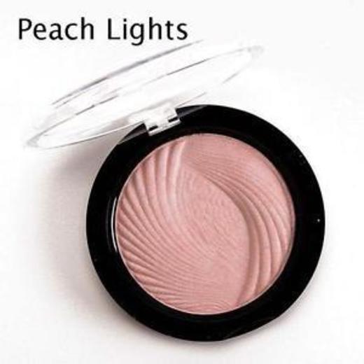 Makeup Revolution Highlighting Face Powder Vivid Baked Highlighter Peach Lights by Makeup