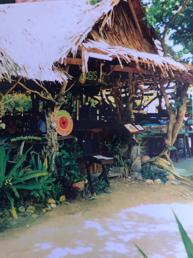 Oasis Bar & Restaurant