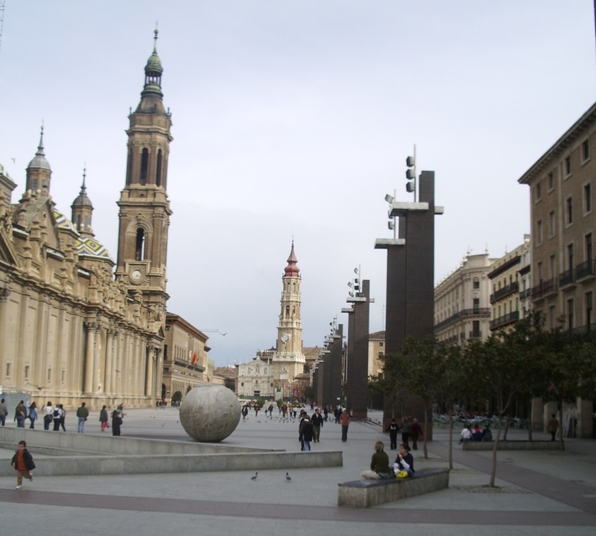 Places Plaza del Pilar