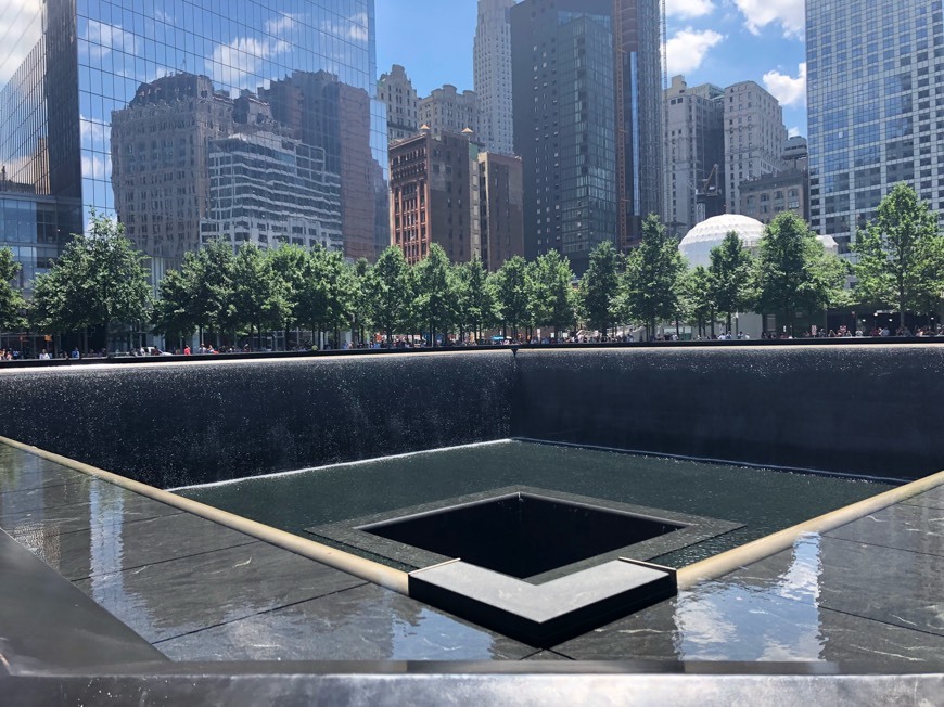 Lugar 9/11 Memorial