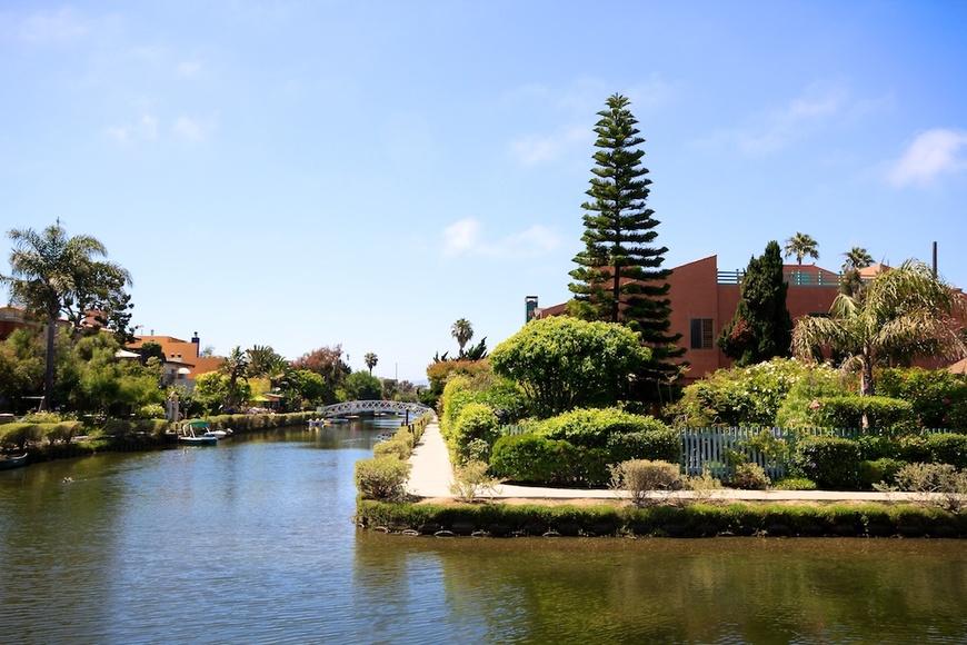 Place Venice Canals