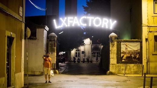 LX Factory Poetry Apart