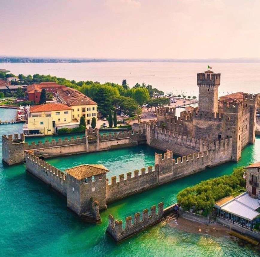 Lugar Sirmione