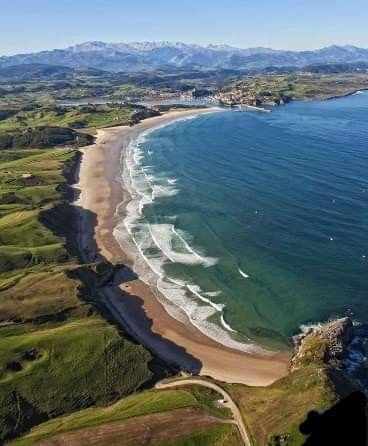 Lugar Playa De Gerra