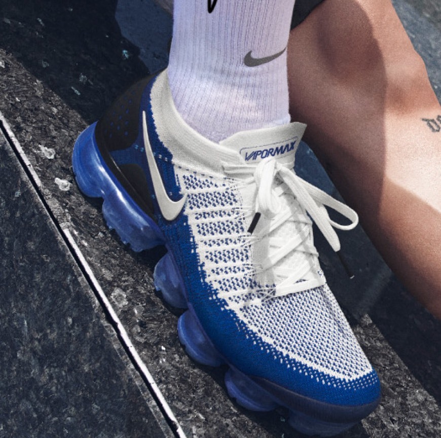 Social VaporMax. Nike.com