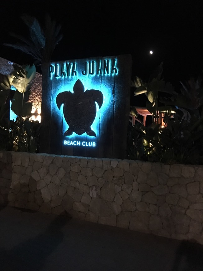 Moda Playa Juana Beach Club (@playajuana) • Instagram photos and ...