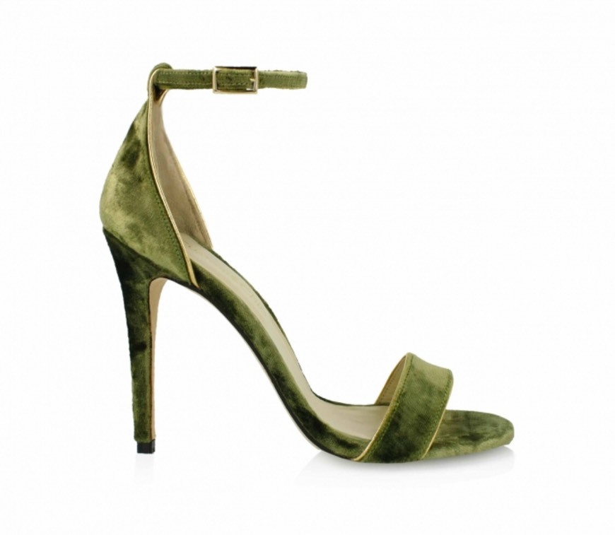 Social Custom and chic