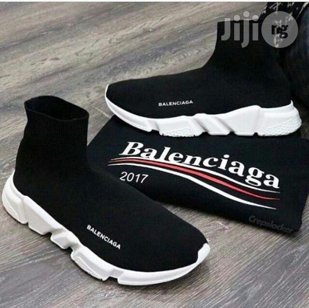 Moda Balenciaga Official Online Boutique