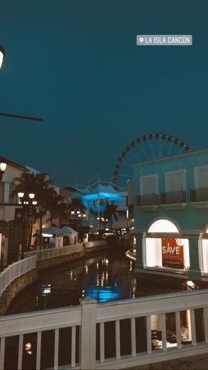La Isla Cancún Shopping Village