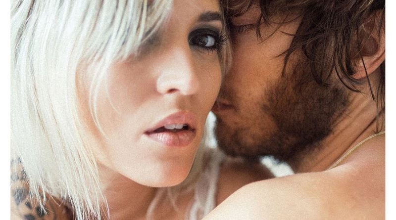 Music Marzo en febrero (feat. Ana Fernandez)