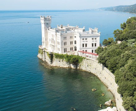 Place Castello di Miramare