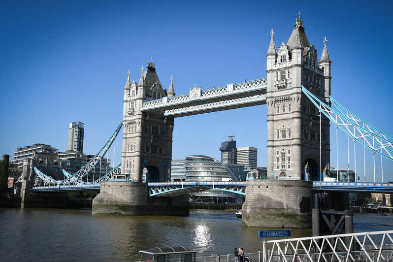 Place Tower Bridge