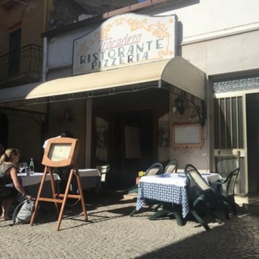 Ristorante Pizzeria Trocadero - Gera S.N.C. di Dessena Gesuino & C.