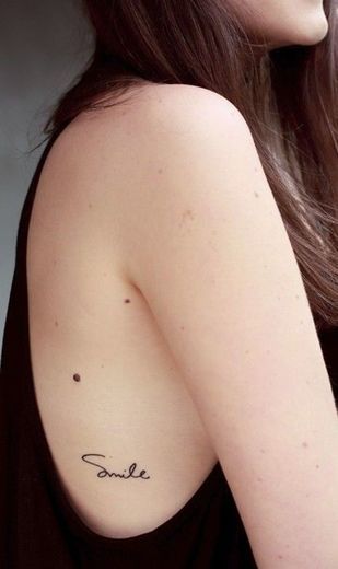 30 tatuajes pequeños para lucir en tu piel