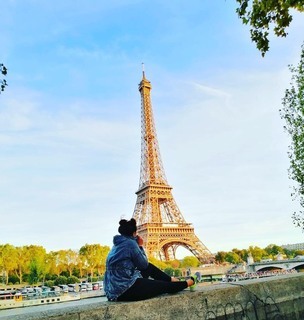 Place Torre Eiffel