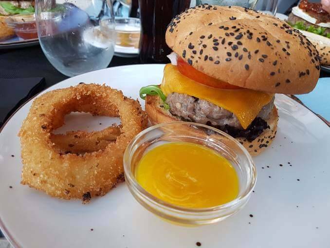 Fashion Escape Burger - Home | Facebook