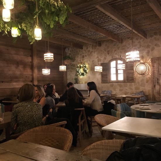 Restaurantes Voltereta, Bienvenido a Bali