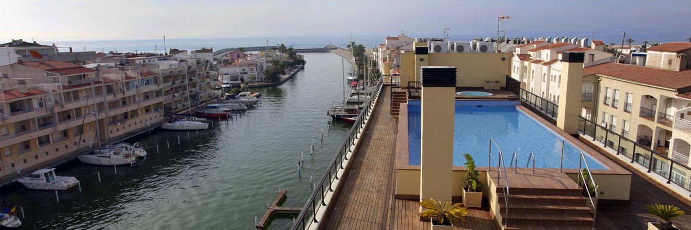 Lugar Apartamentos Empuriabrava Marina