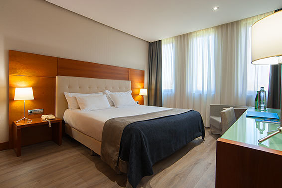 Place Hotel Silken Amara Plaza