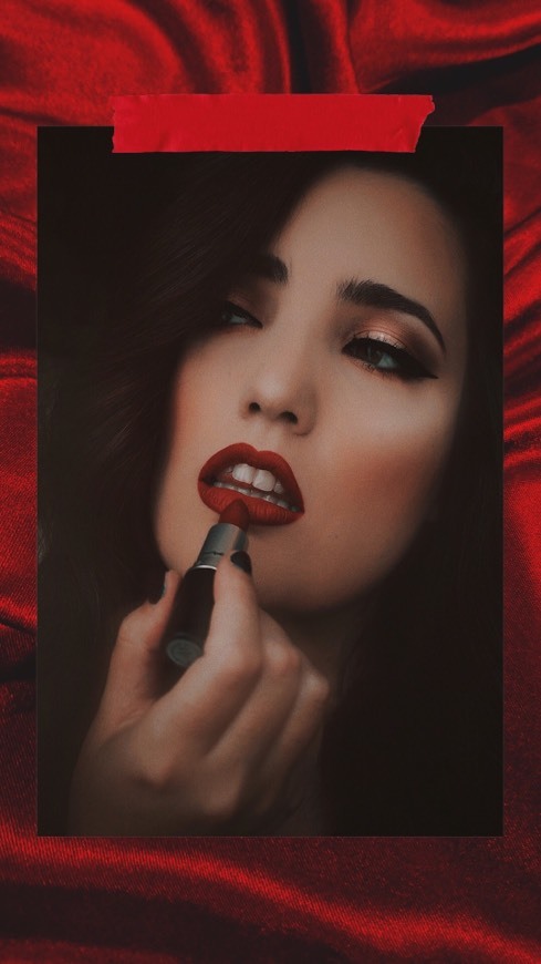 Social Matte Lipstick