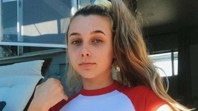 Fashion emma chamberlain - YouTube