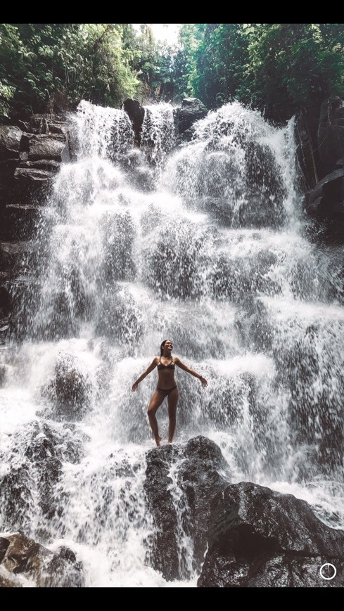 Place Kanto Lampo Waterfall