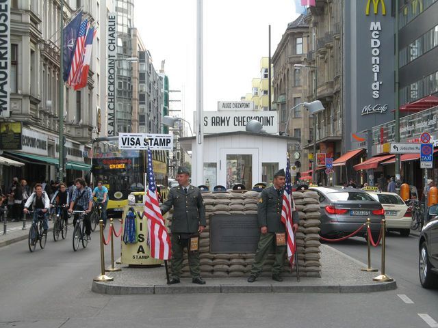 Place Checkpoint Charlie