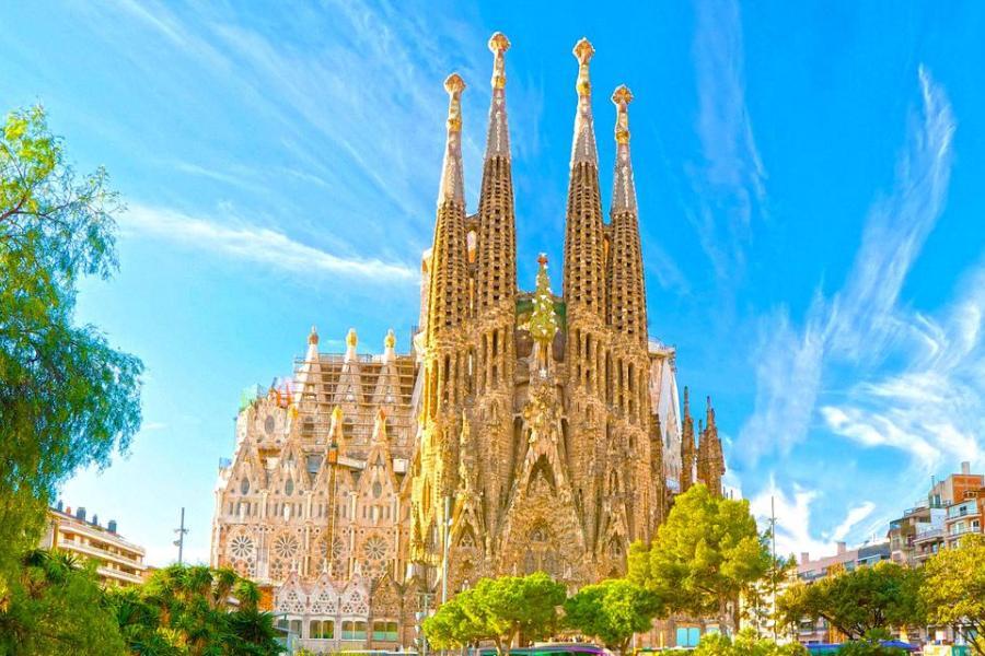 Lugar Basílica Sagrada Familia