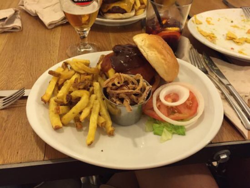 Restaurants Mad Grill