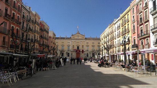 Lugar Plaça de la Font