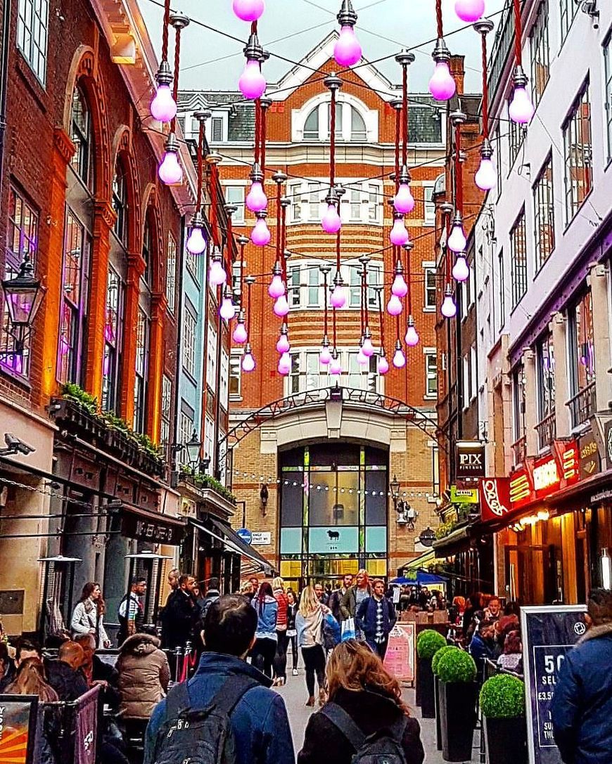 Place Carnaby Street