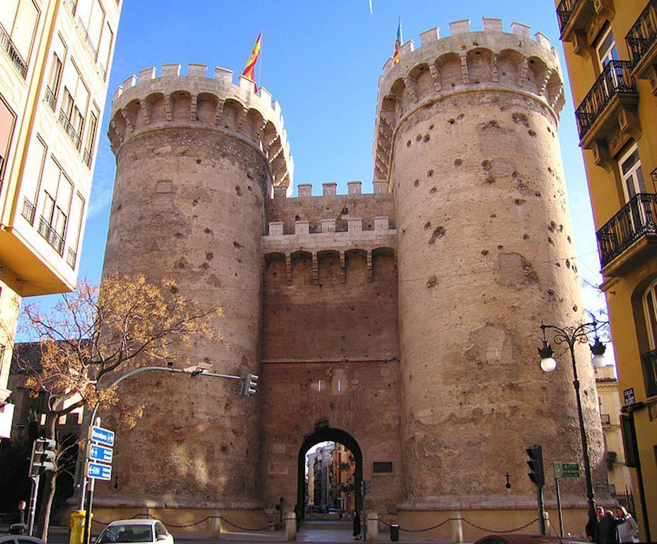 Place Torres de Quart