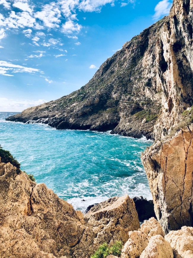 Place Xlendi Bay