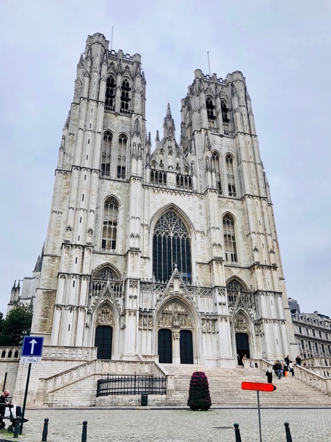 Lugar Catedral de San Miguel y Santa Gúdula de Bruselas