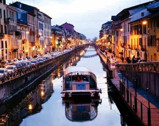 Place Navigli