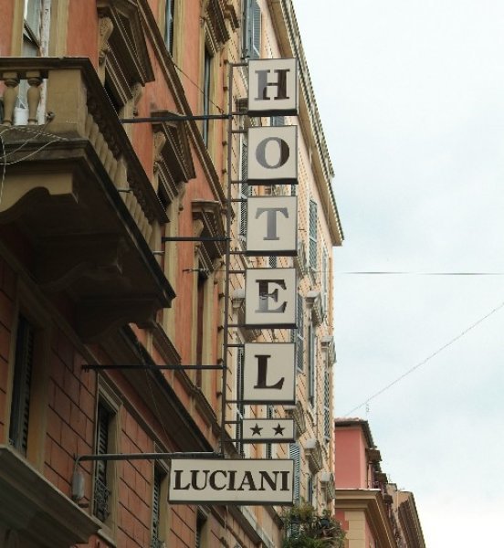 Place Hotel Luciani