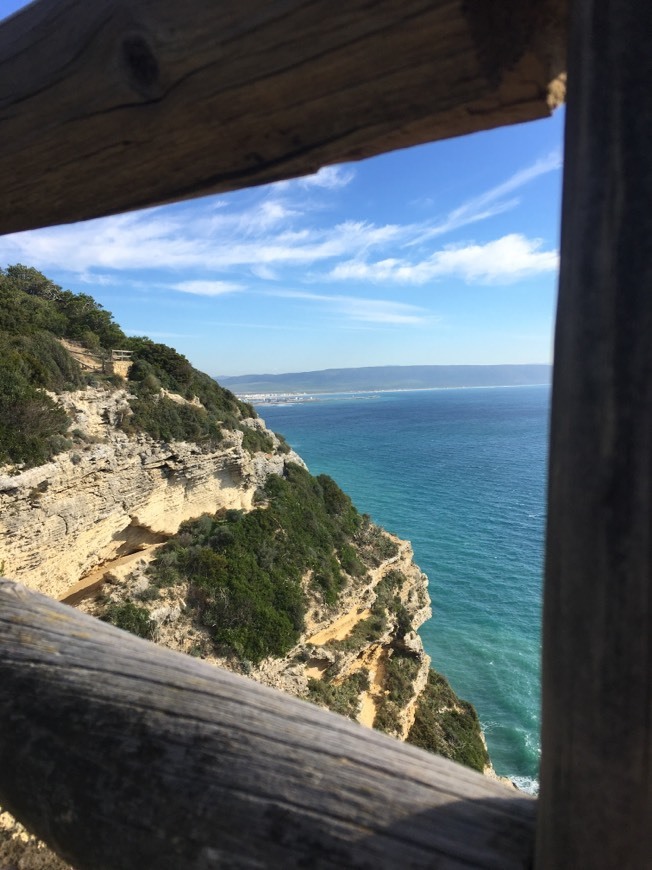 Lugar Acantilado Pinar de la Breña