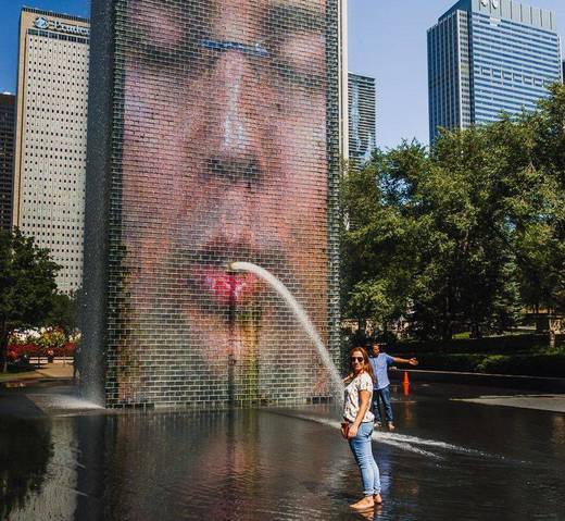 Lugar Crown Fountain