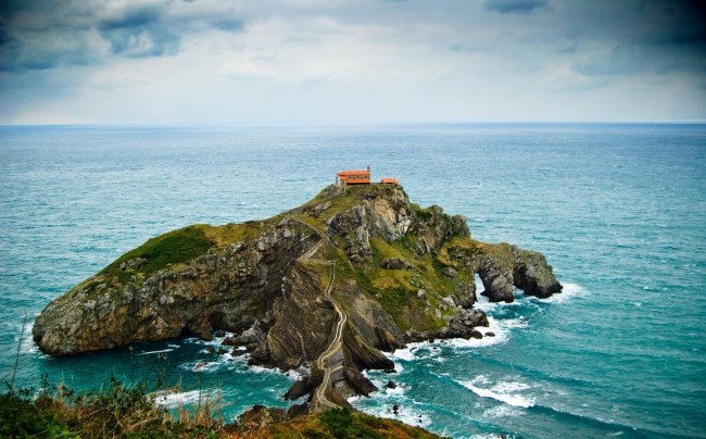 Fashion San Juan de Gaztelugatxe, castillo de roca sobre el mar - San Juan ...