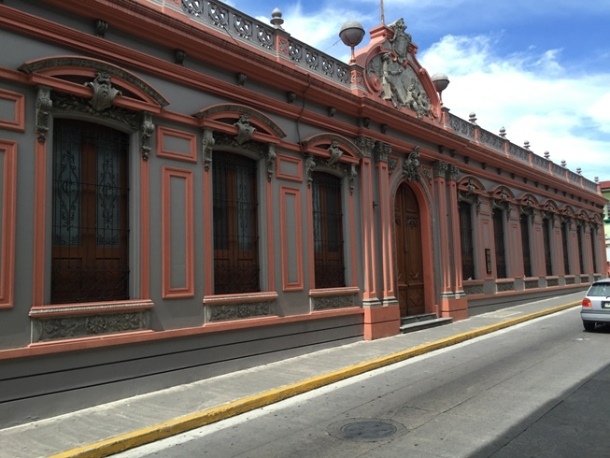 Places Colegio Preparatoria de Xalapa Diurno